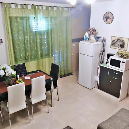 Apartmani Anastazija Karlobag Exterior photo