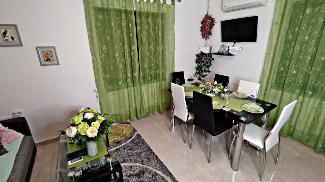 Anastazija *