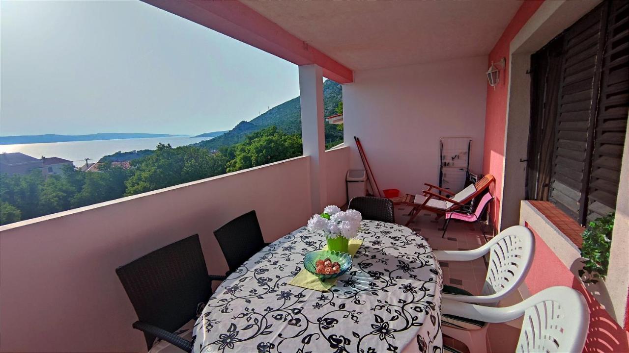Anastazija Apartment *