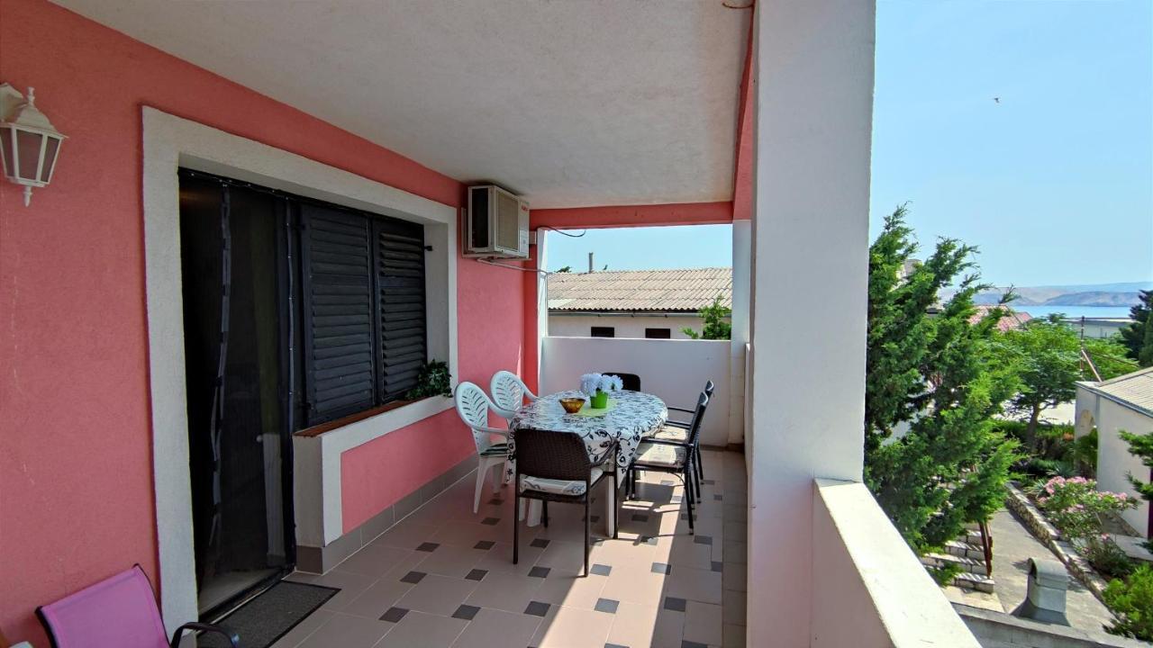 Anastazija Apartment *